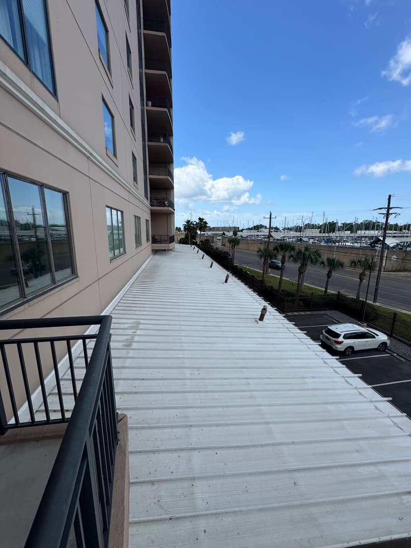 Commercial Pressure Washing service in New Orleans
