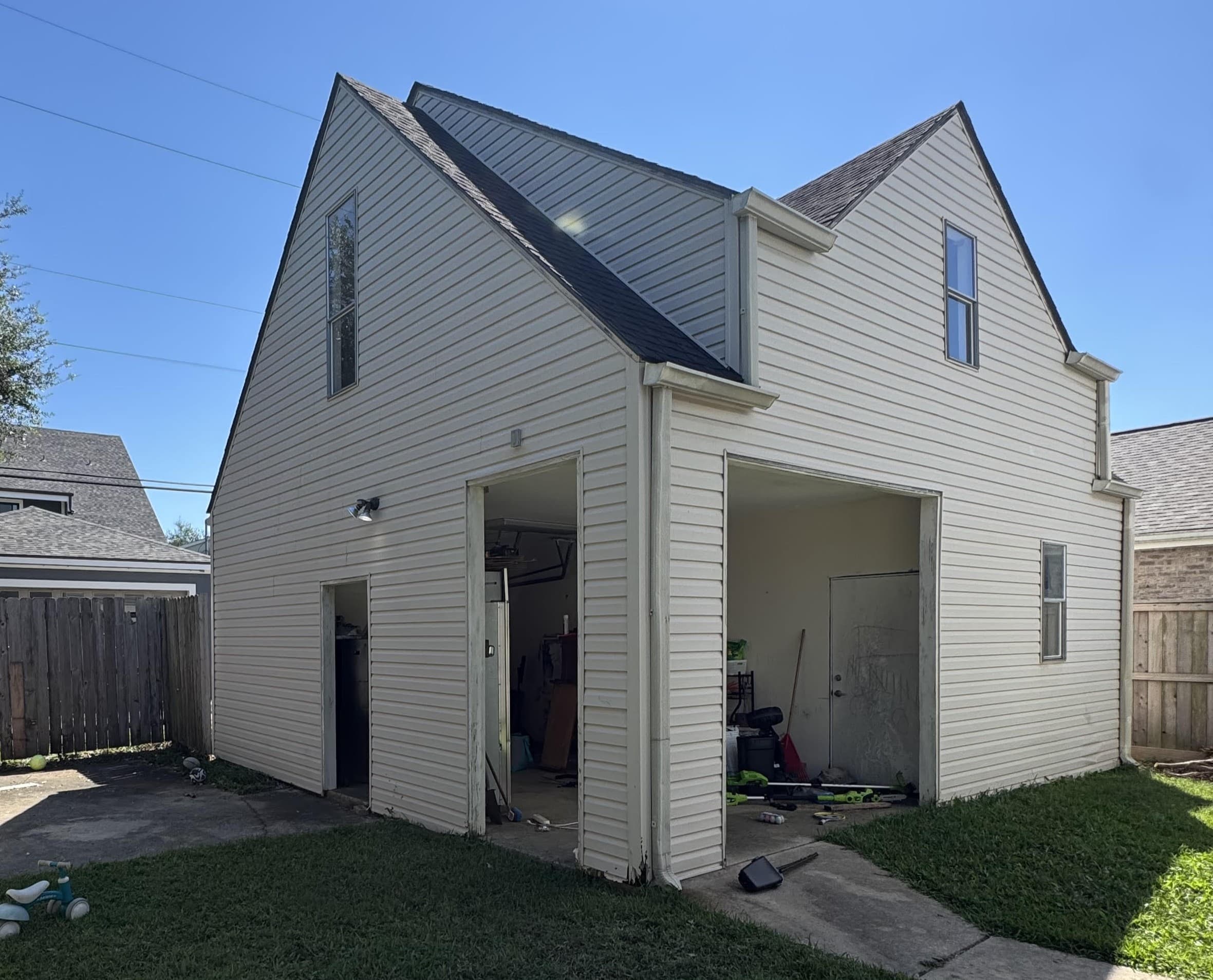 Garage Siding Makeover after cleaning