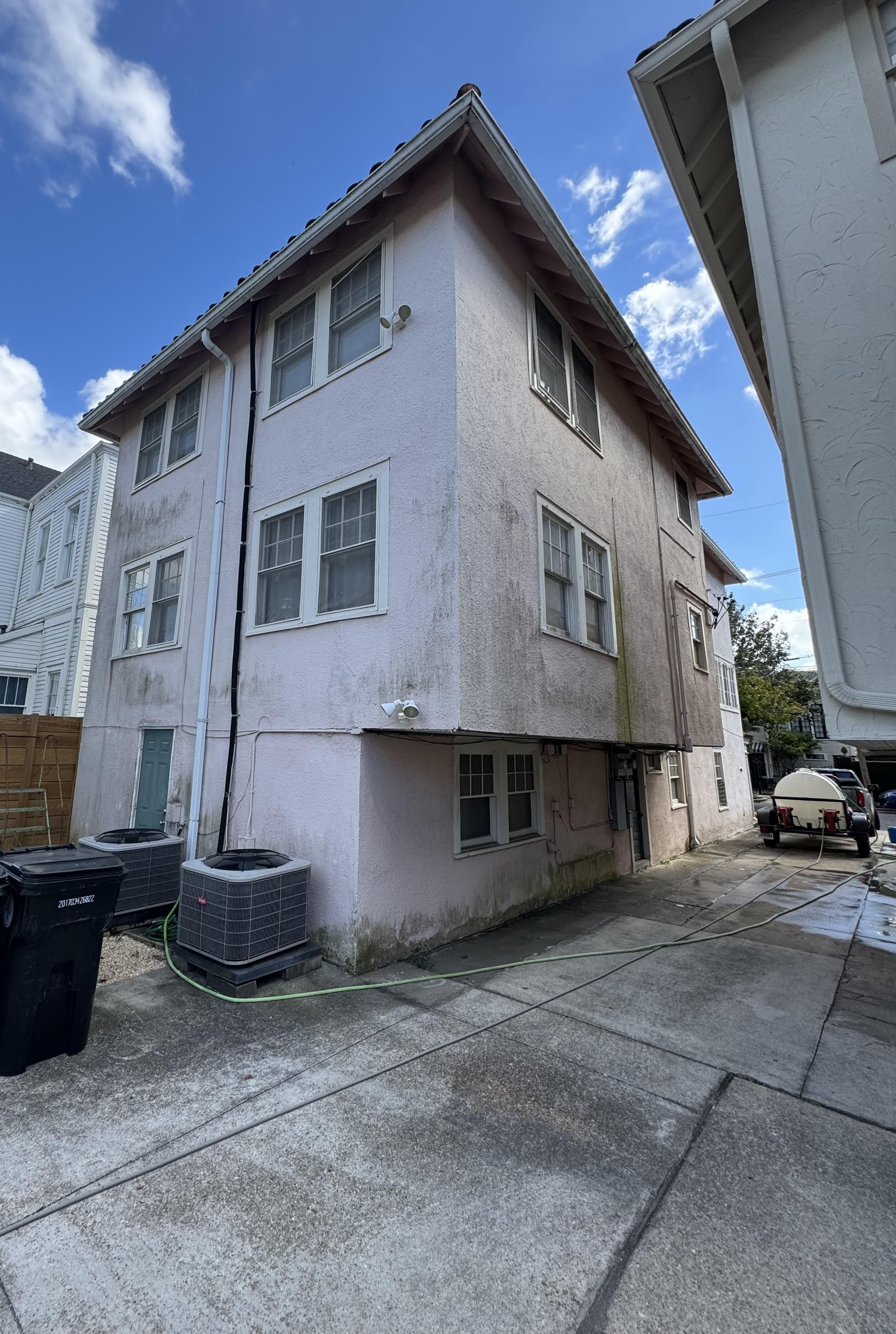 Apartment Building Refresh before cleaning